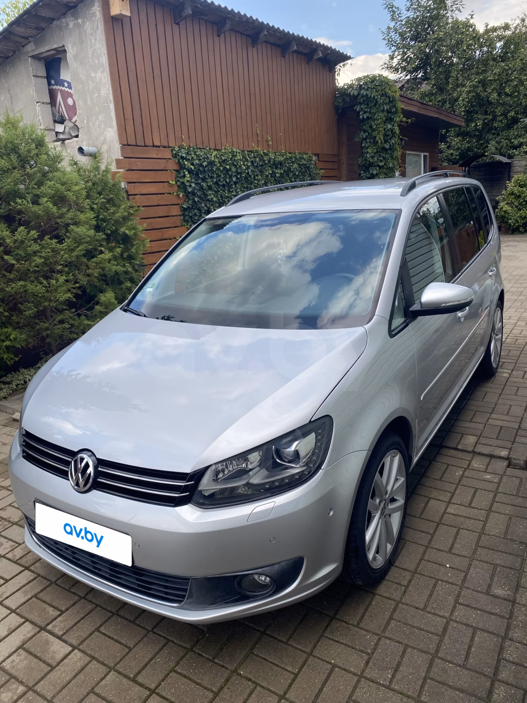 Volkswagen Touran фото 9