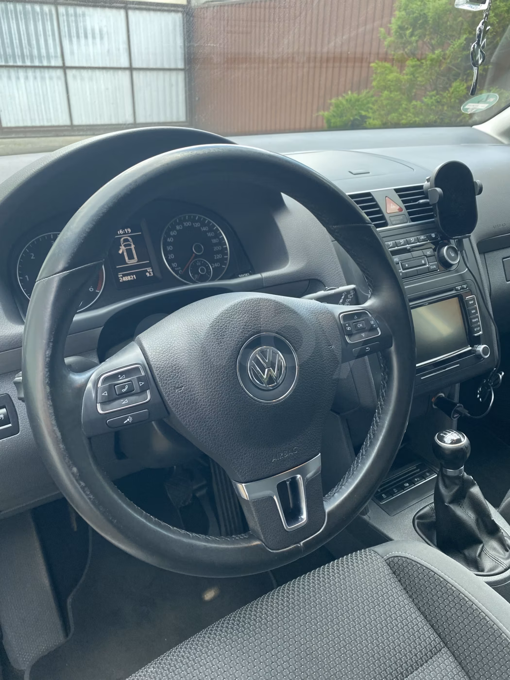 Volkswagen Touran фото 20