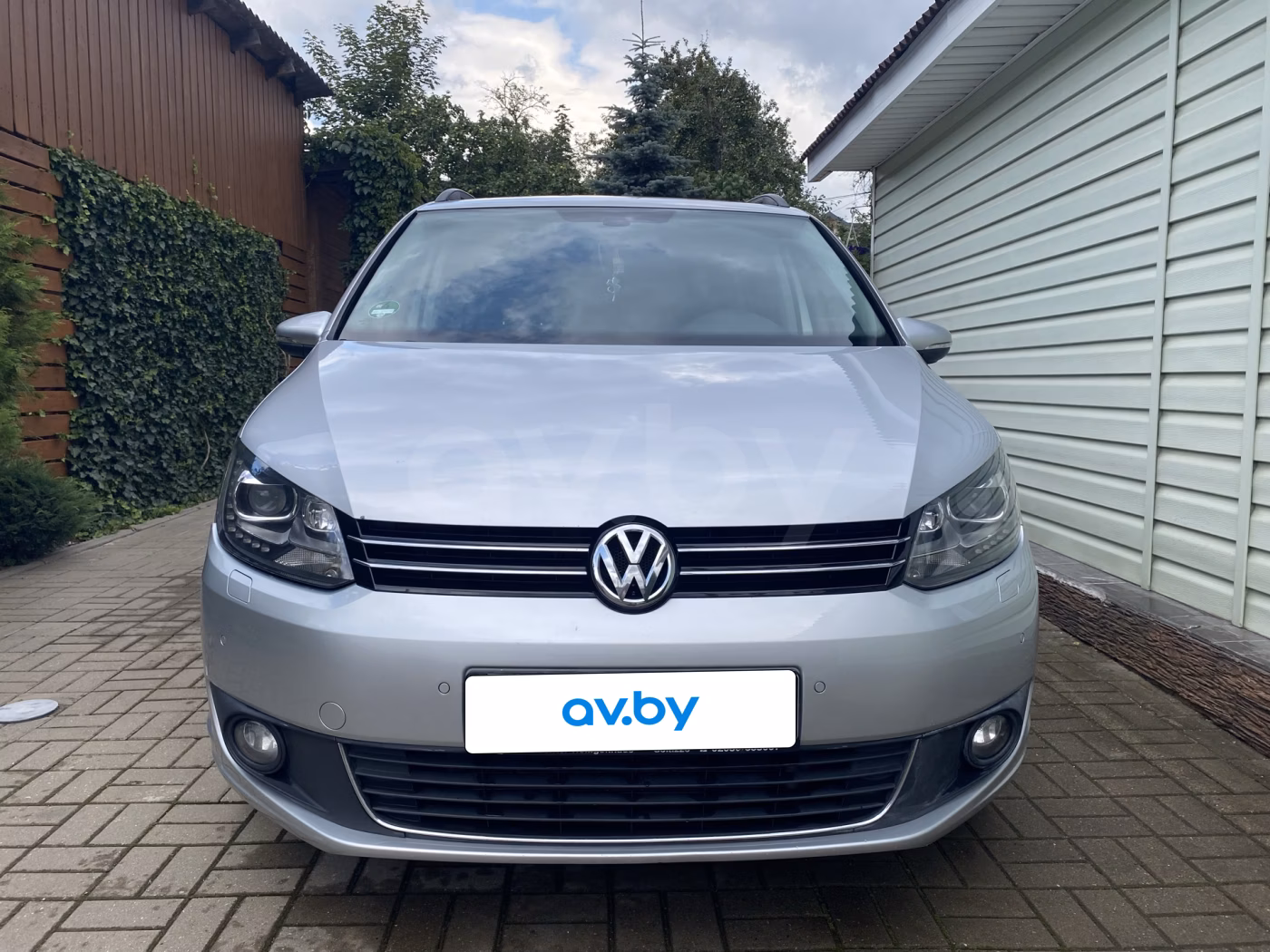 Volkswagen Touran фото 8