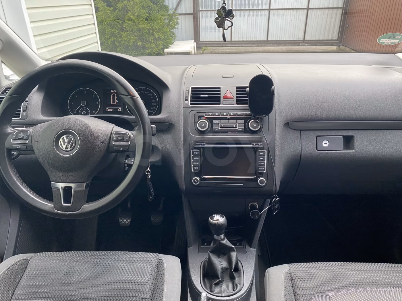 Volkswagen Touran фото 19