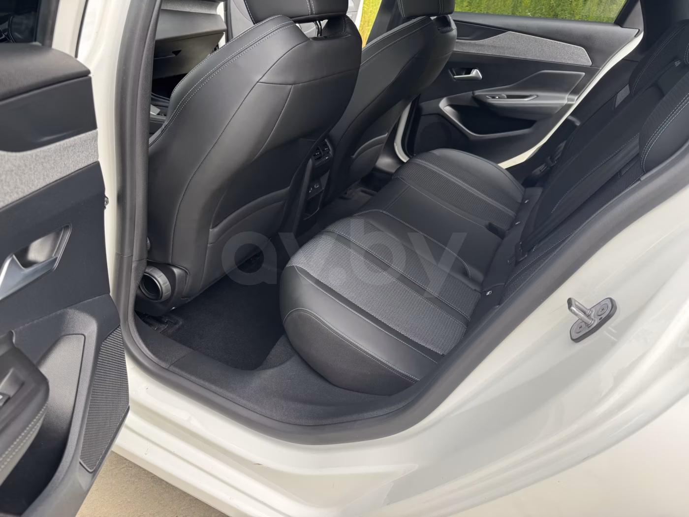 Peugeot 308 фото 14