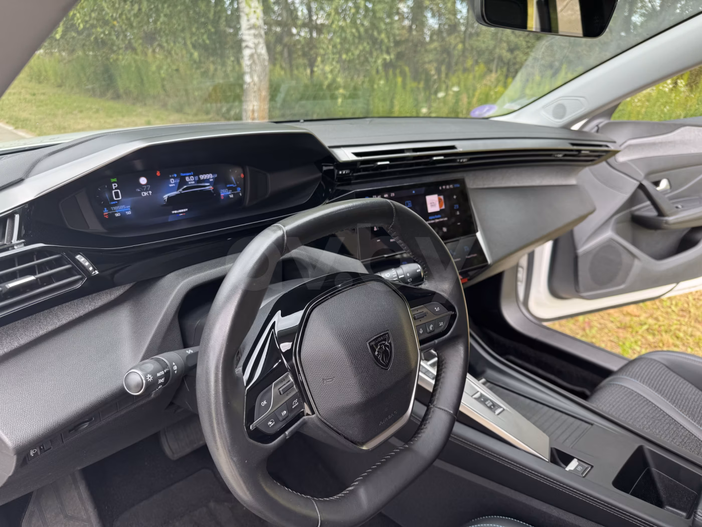 Peugeot 308 фото 11