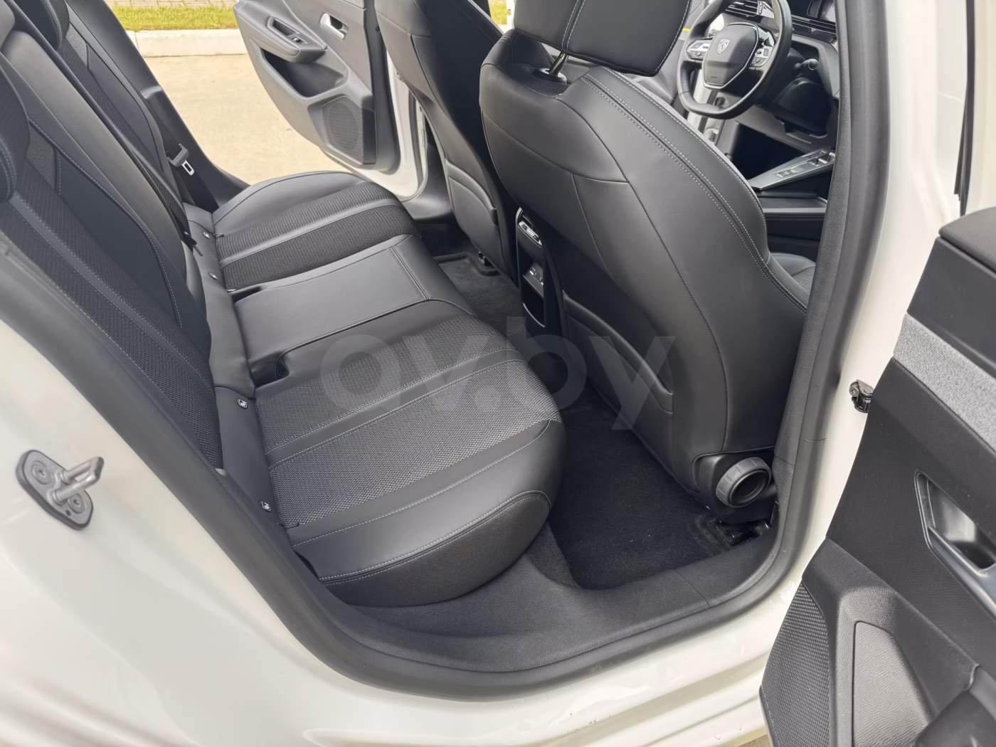 Peugeot 308 фото 15