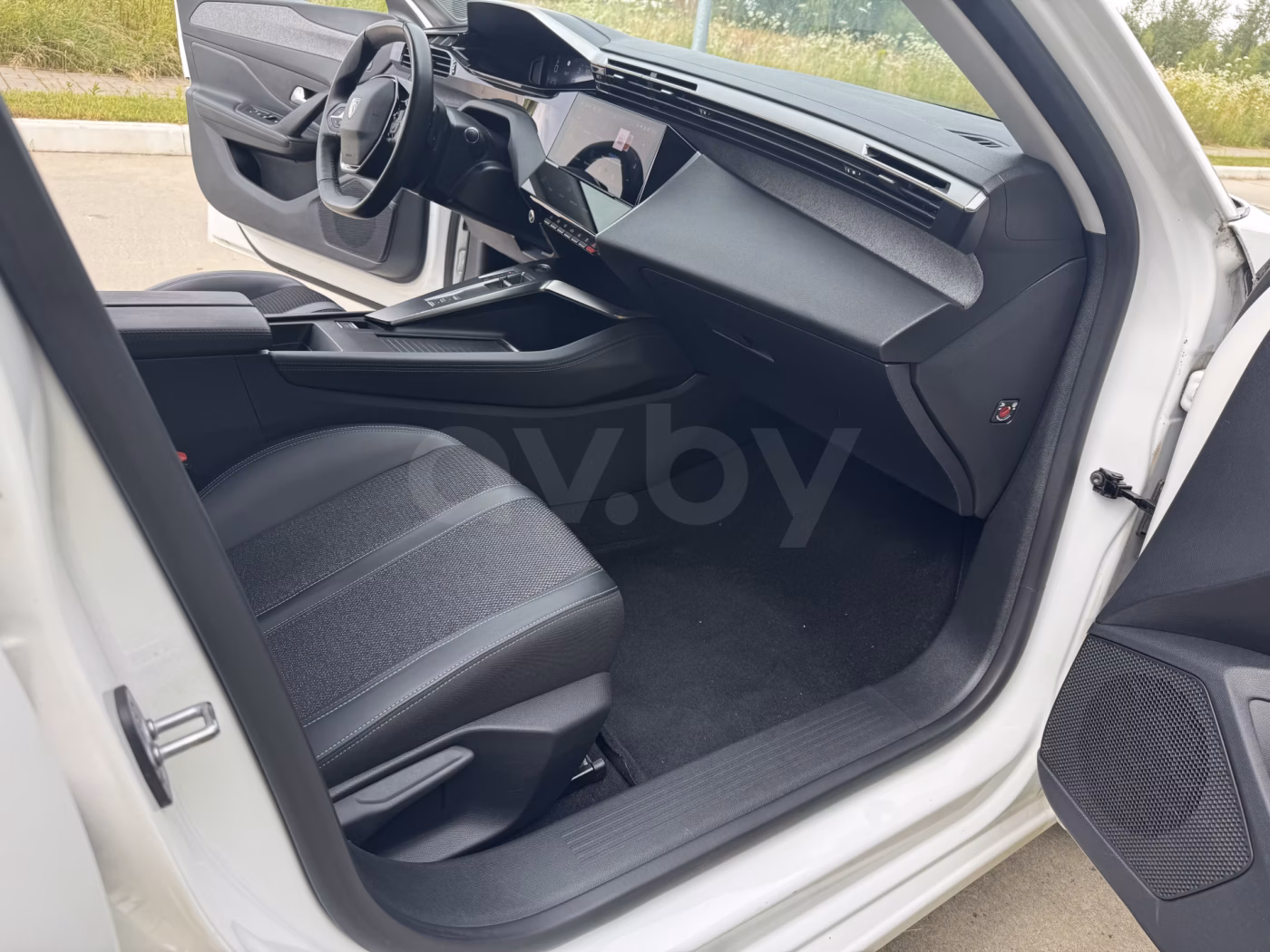 Peugeot 308 фото 13