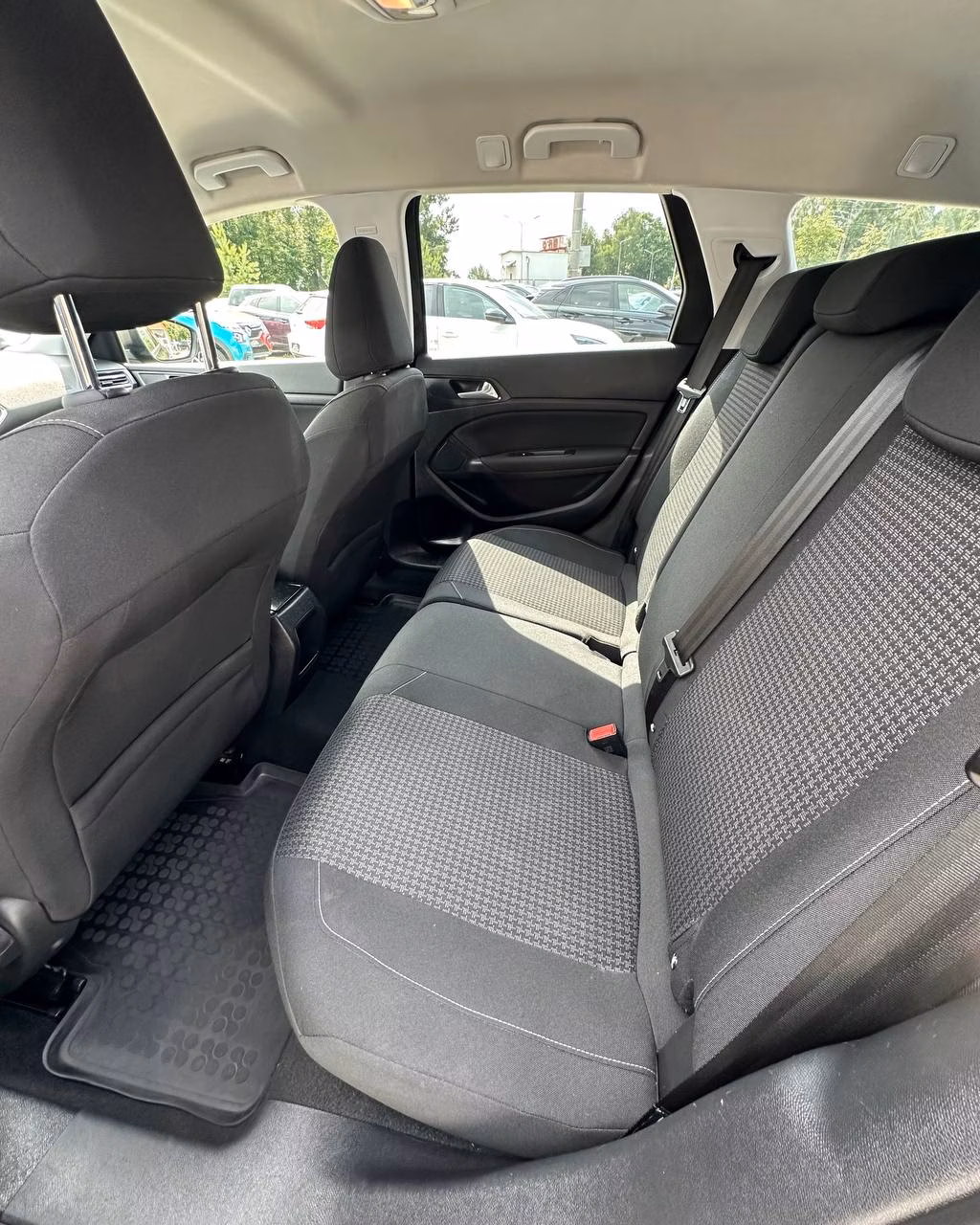 Peugeot 308 фото 10