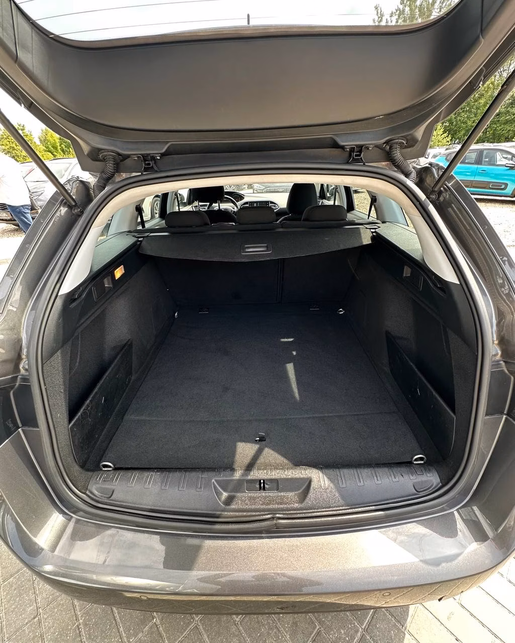 Peugeot 308 фото 13
