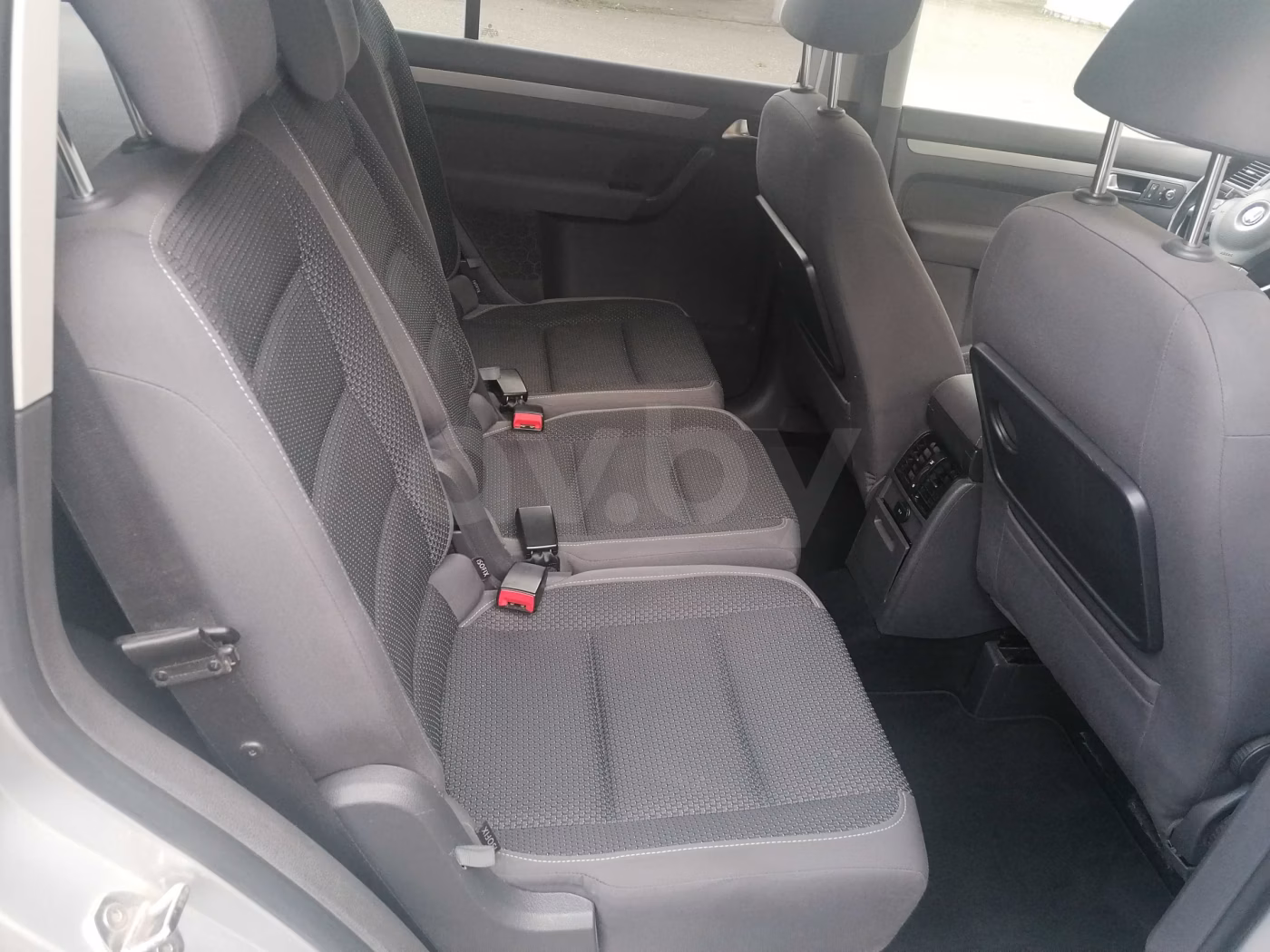 Volkswagen Touran фото 12