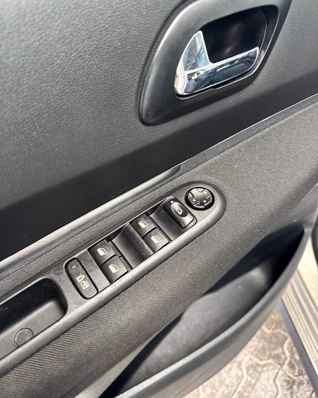 Peugeot 3008 фото 9