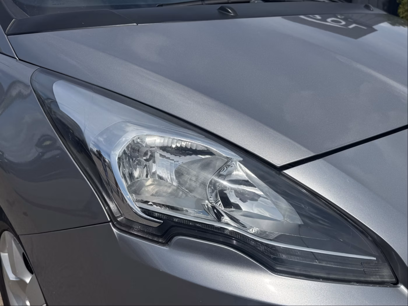 Peugeot 5008 фото 20
