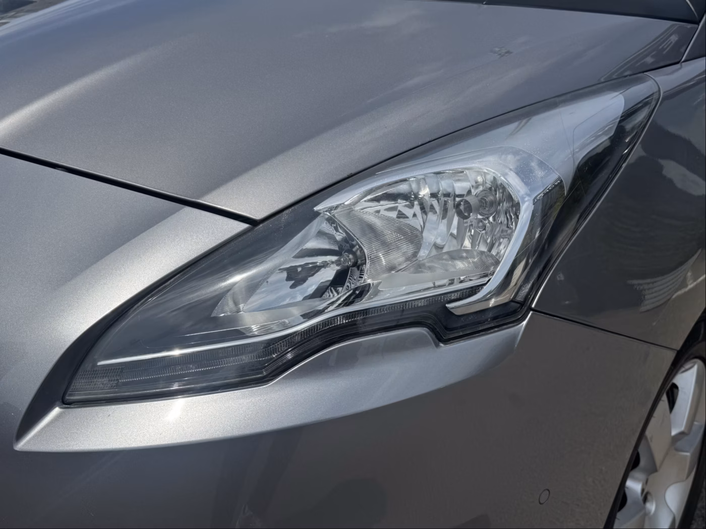 Peugeot 5008 фото 21