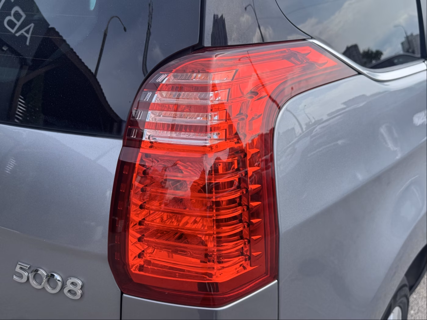 Peugeot 5008 фото 23