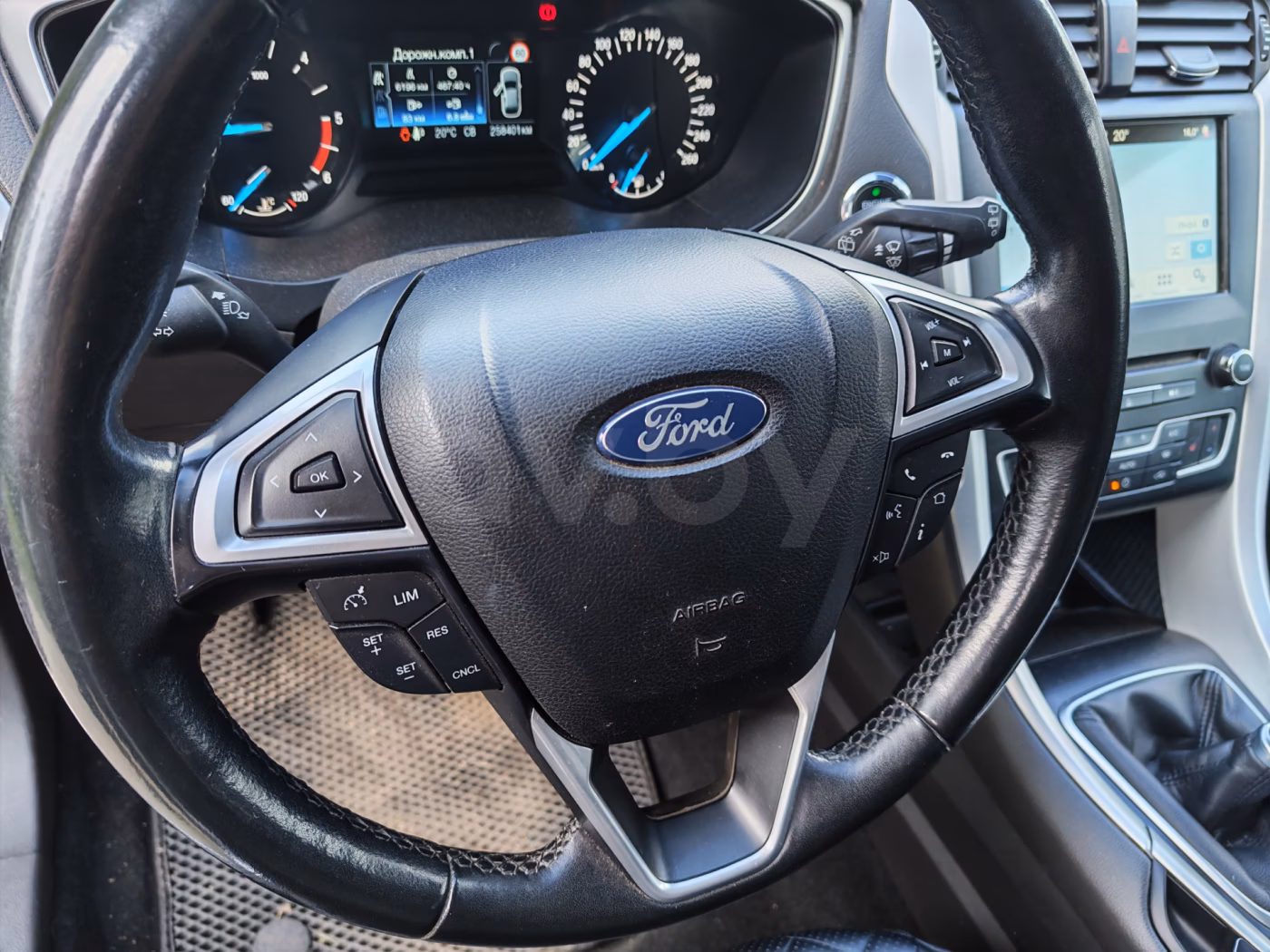 Ford Mondeo фото 8
