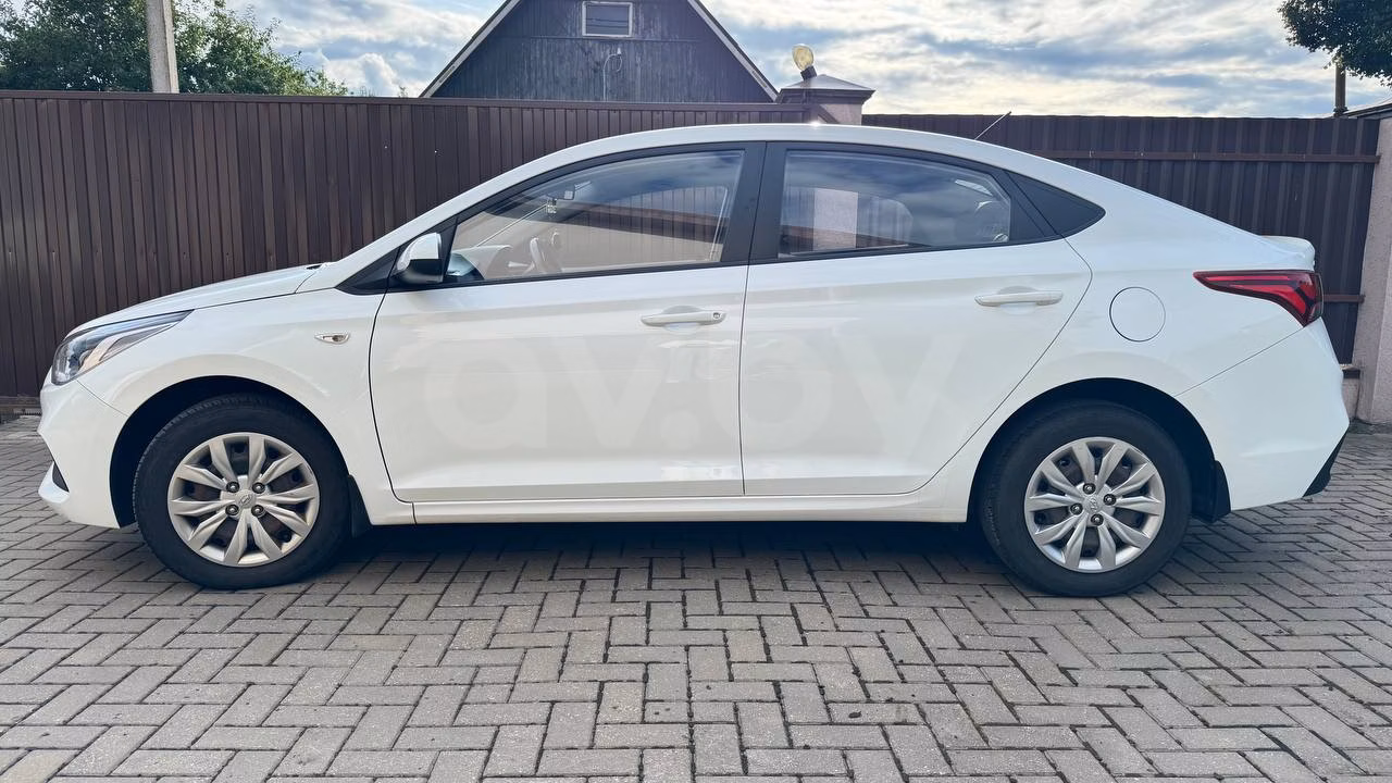 Hyundai Accent фото 15