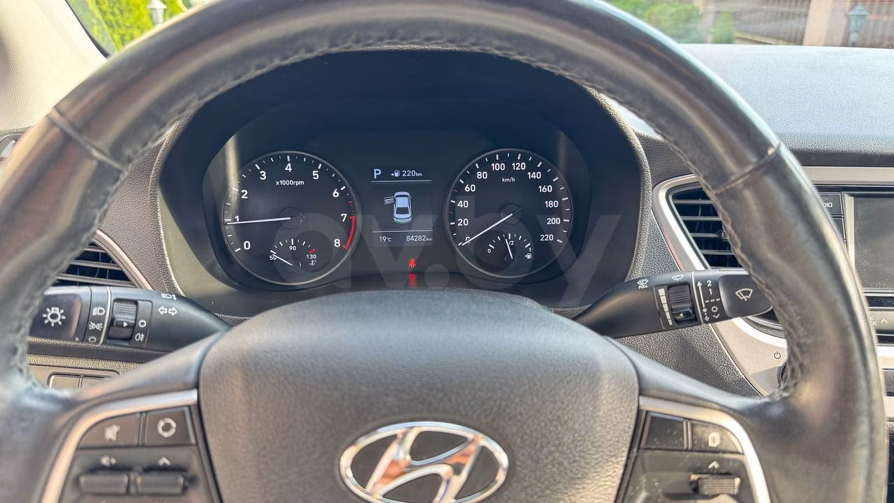 Hyundai Accent фото 20