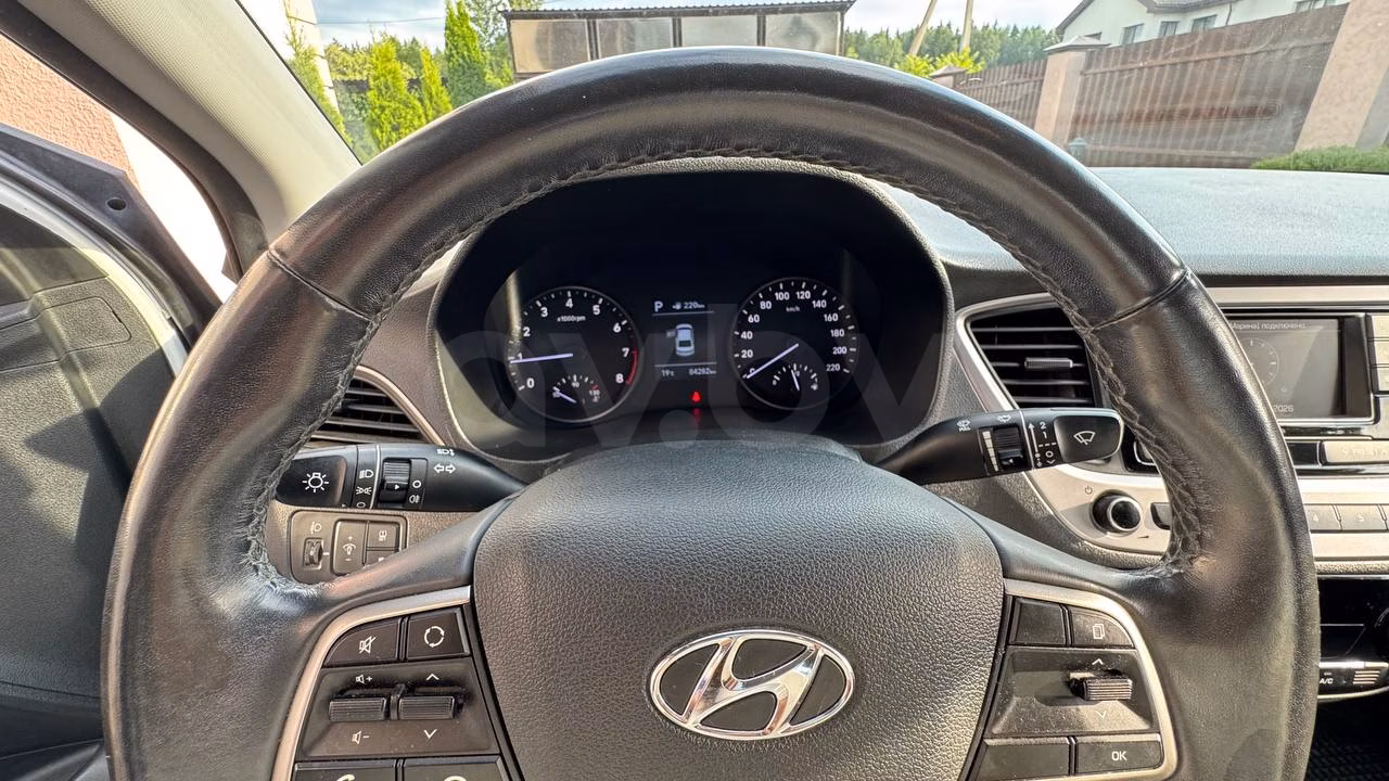 Hyundai Accent фото 19