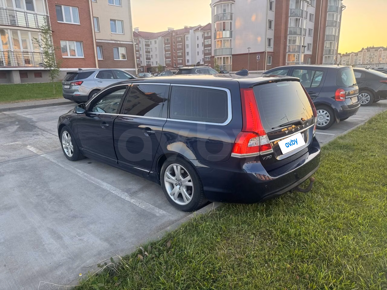 Volvo V70 фото 8