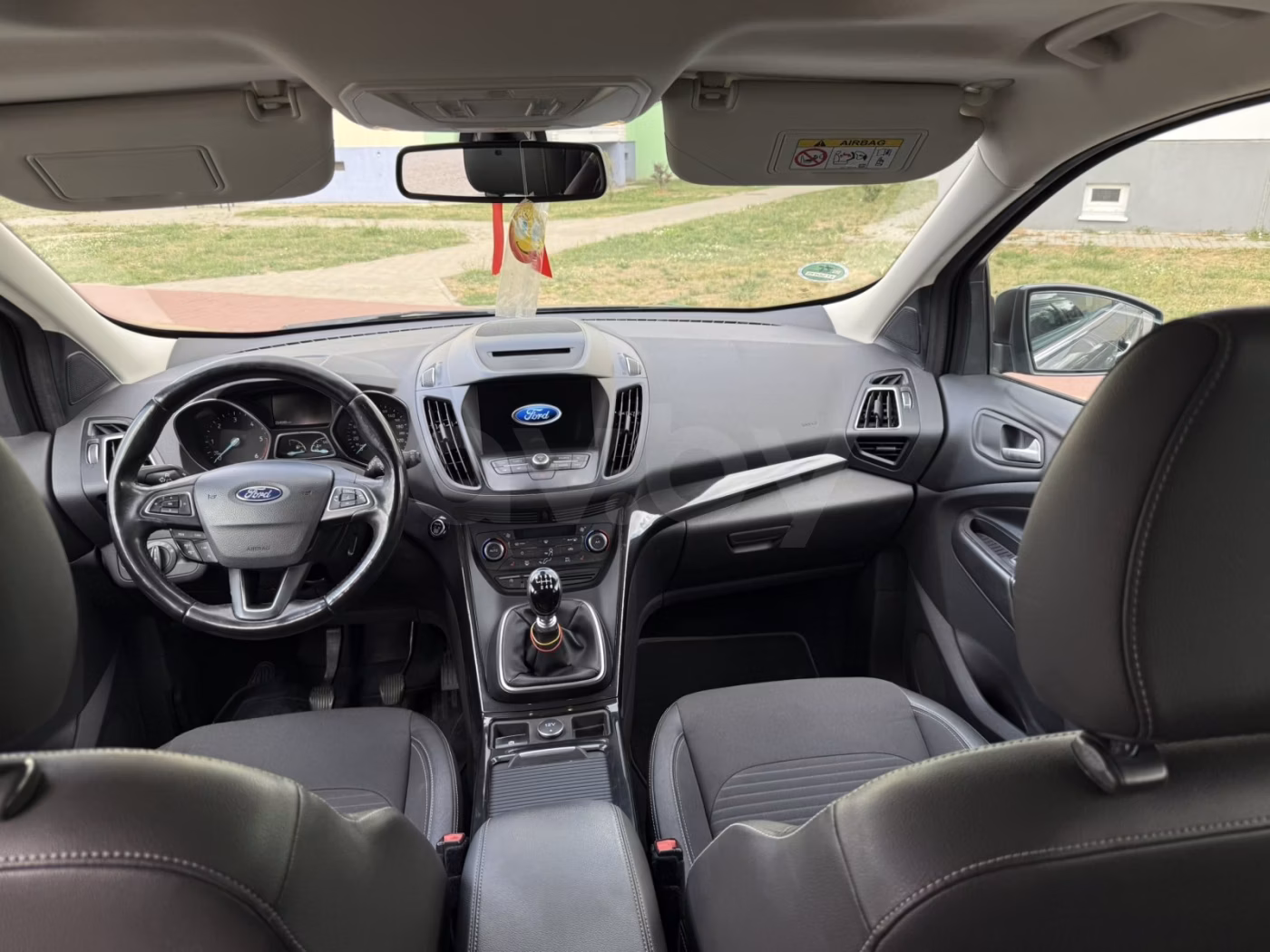 Ford Kuga фото 12