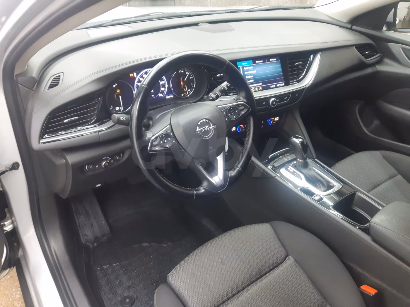 Opel Insignia фото 10
