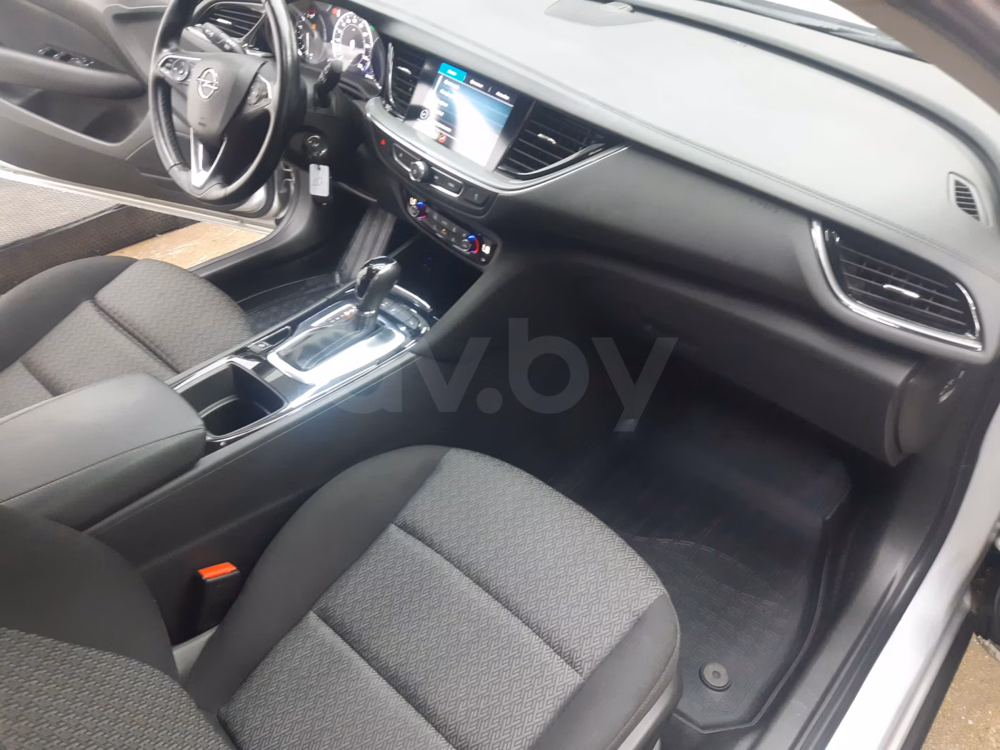 Opel Insignia фото 16