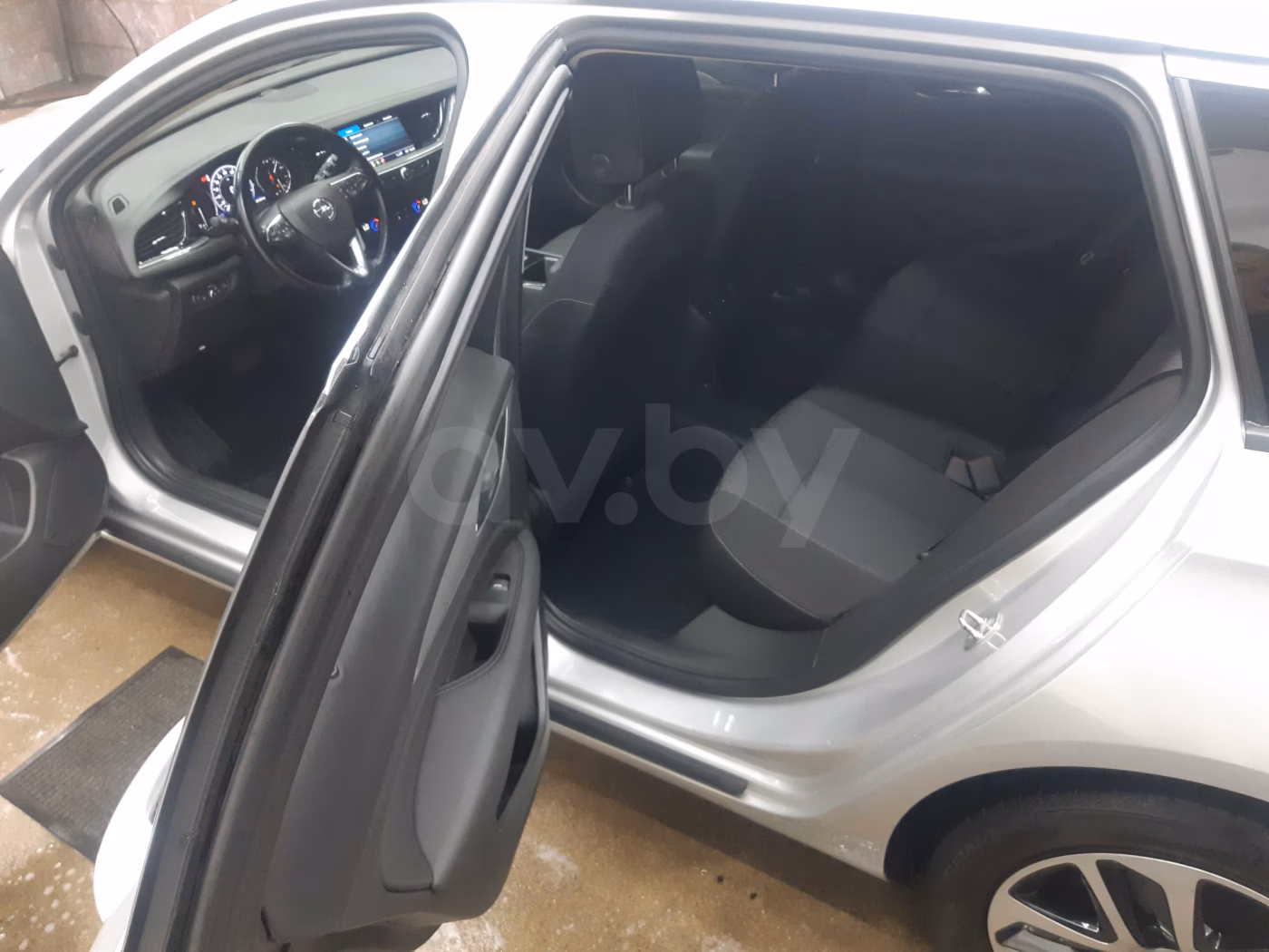 Opel Insignia фото 20