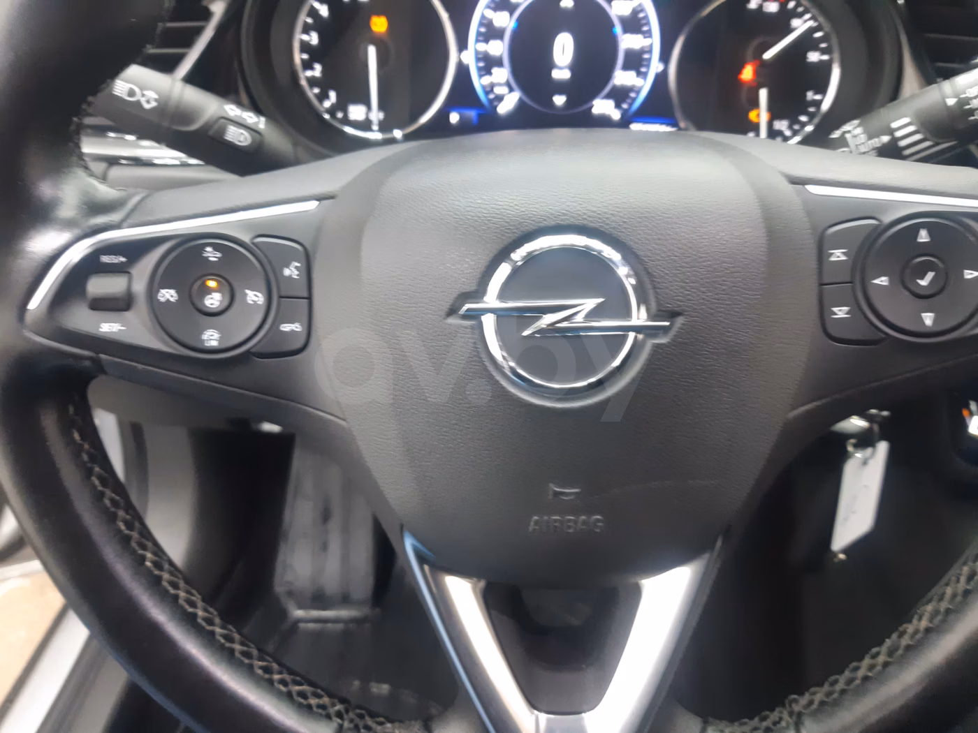 Opel Insignia фото 12