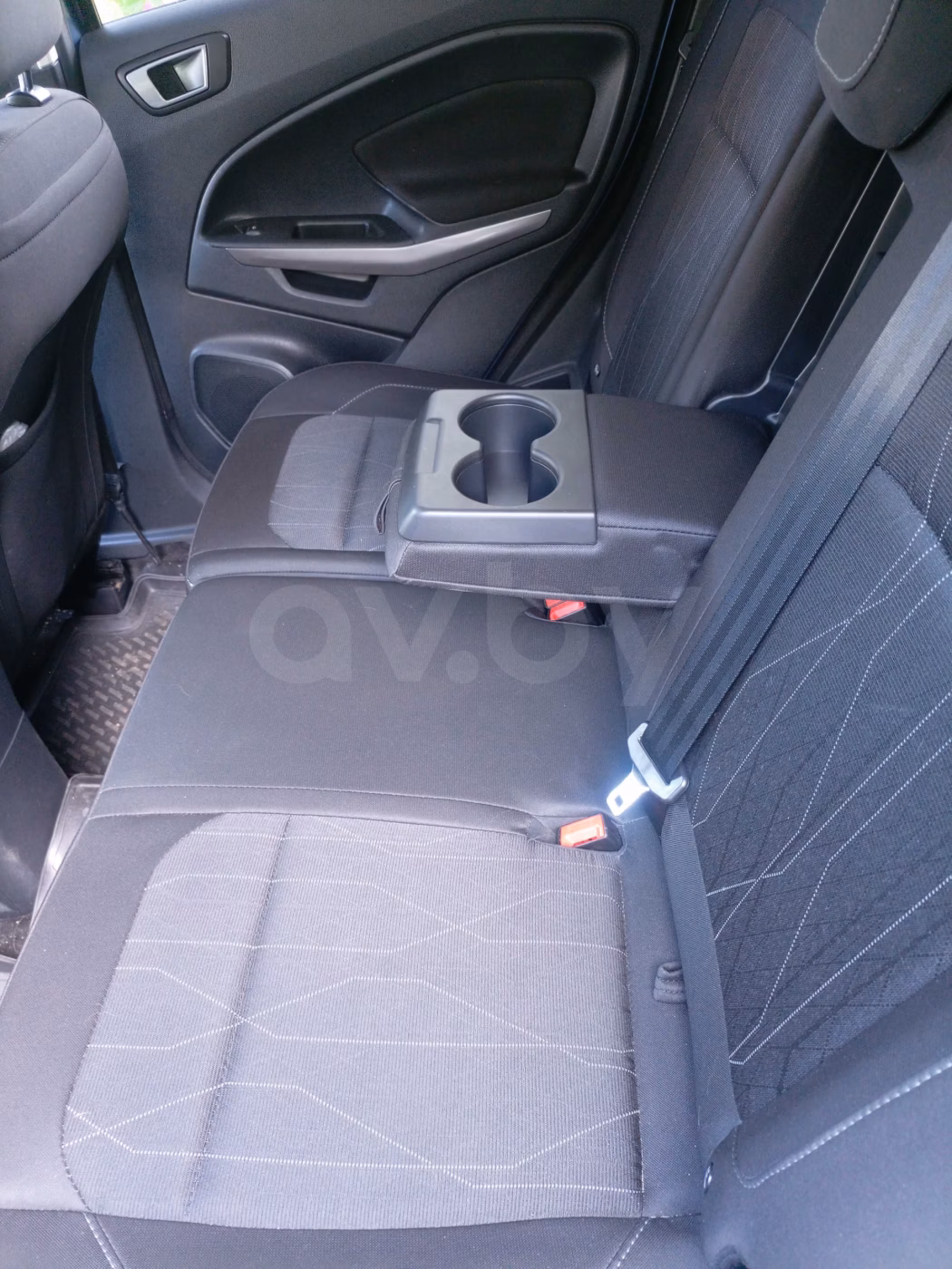 Ford EcoSport фото 26