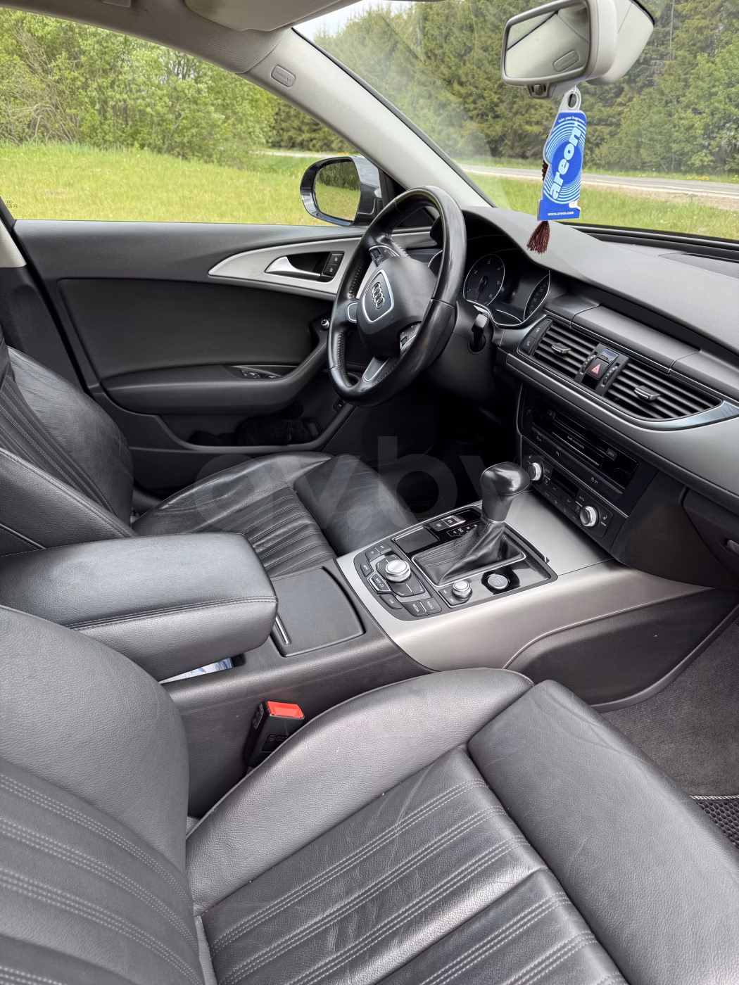 Audi A6 фото 16