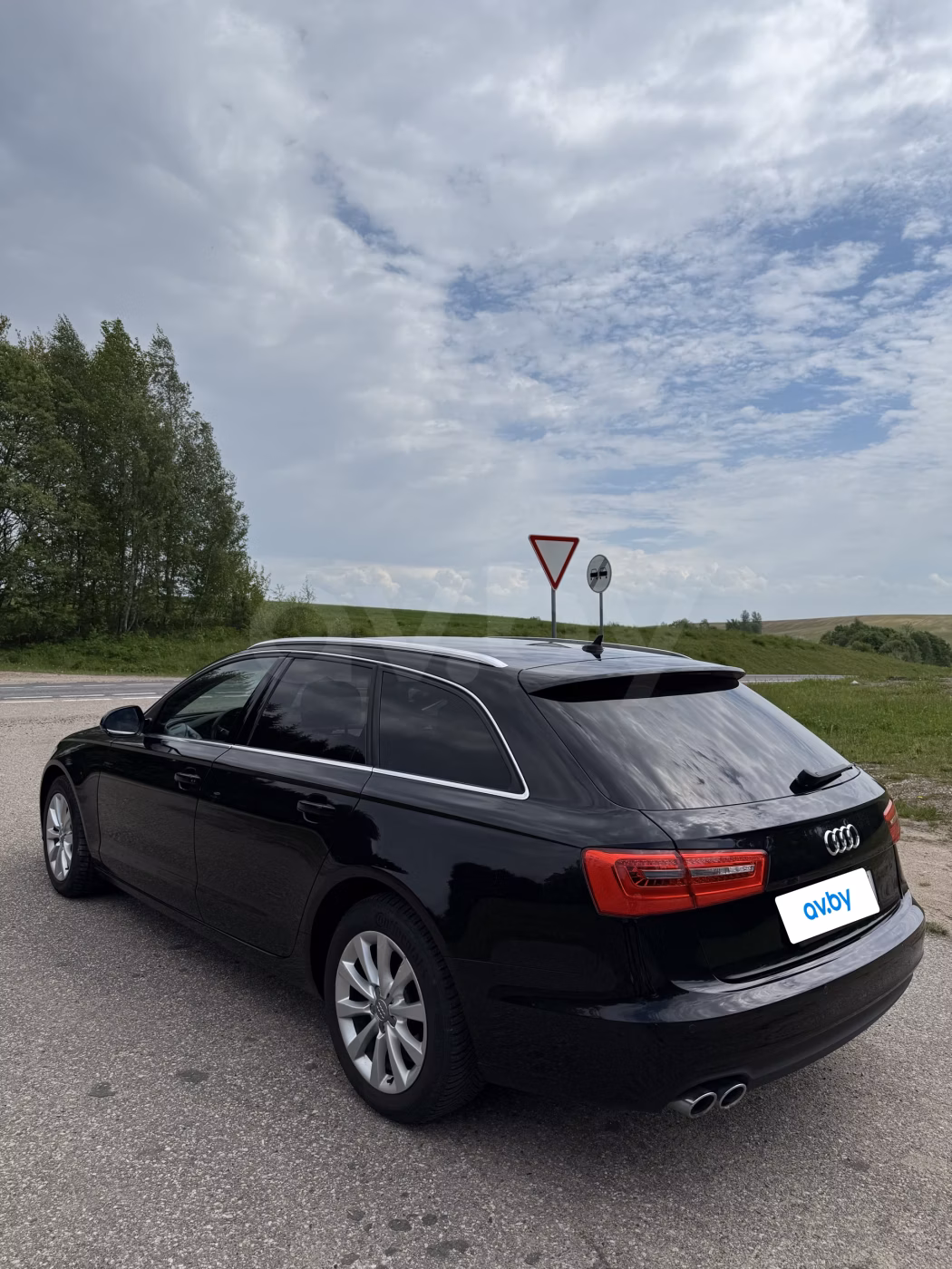 Audi A6 фото 6