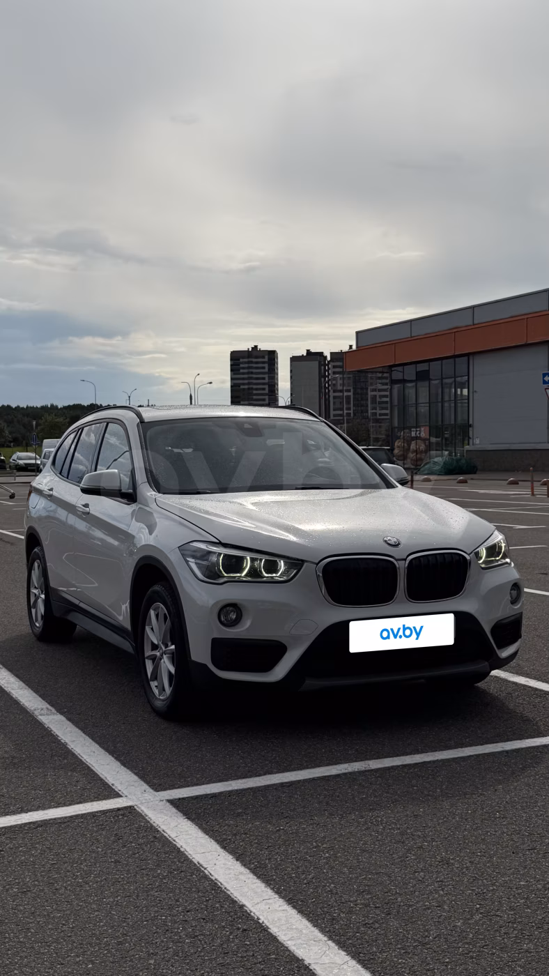 BMW X1 фото 6