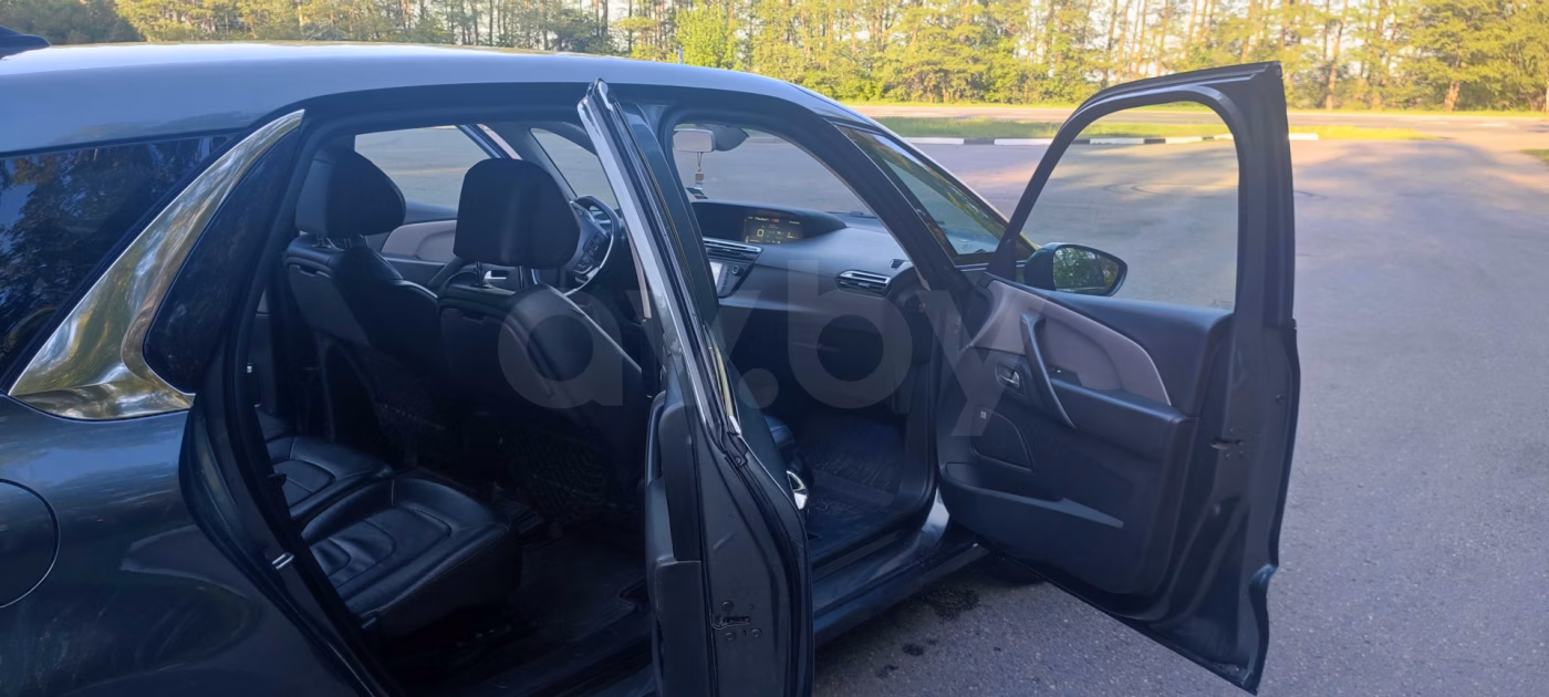 Citroen C4 Picasso фото 4