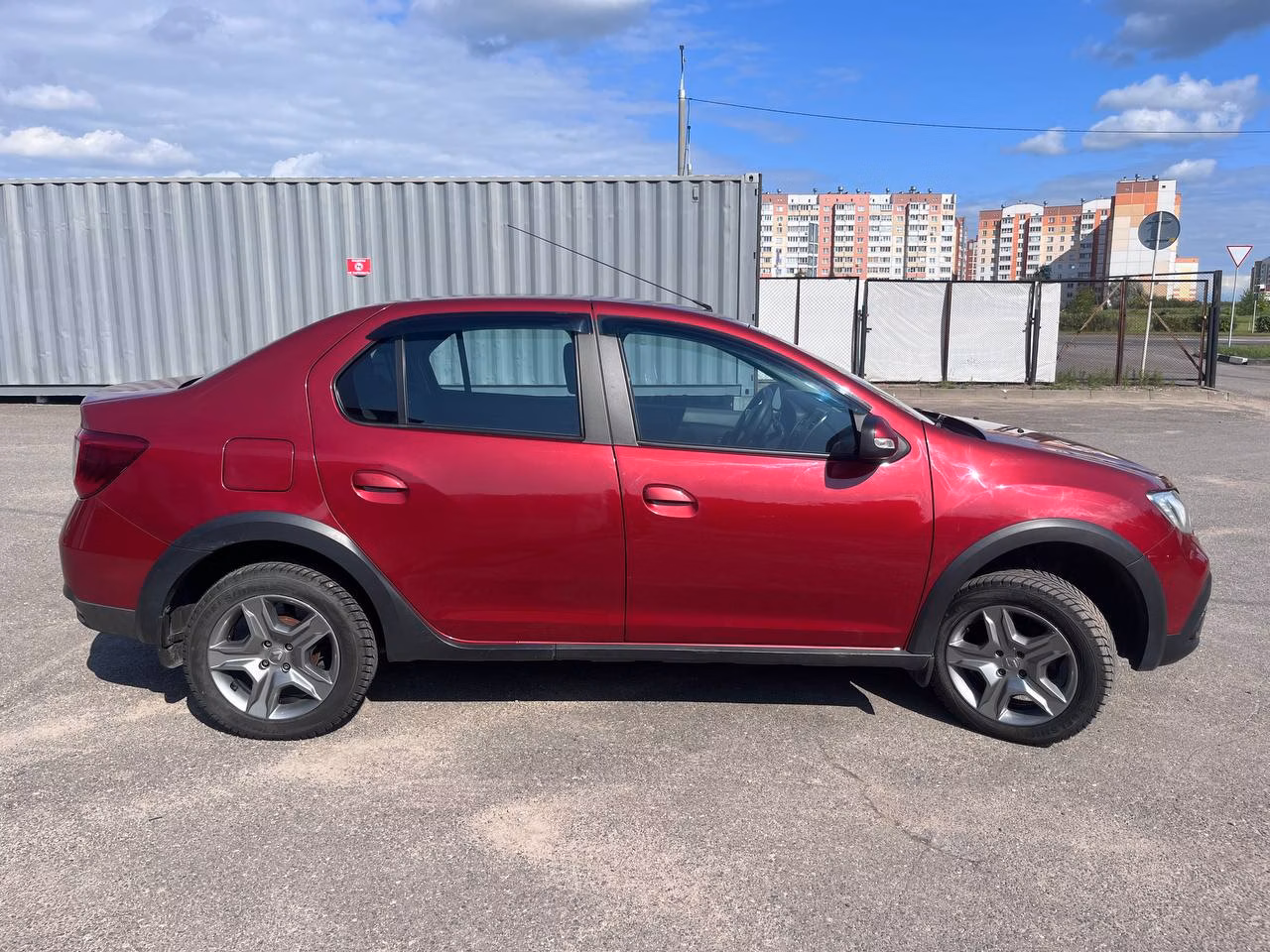 Renault Logan Stepway фото 4