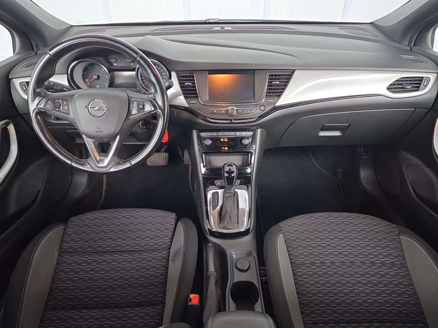 Opel Astra фото 10