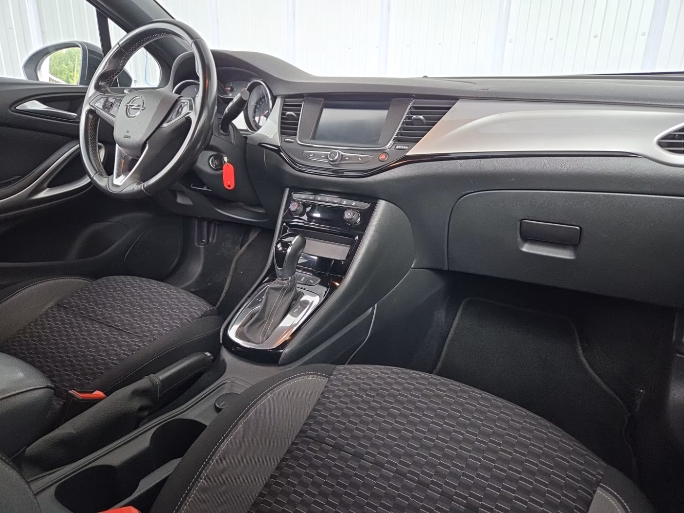 Opel Astra фото 11