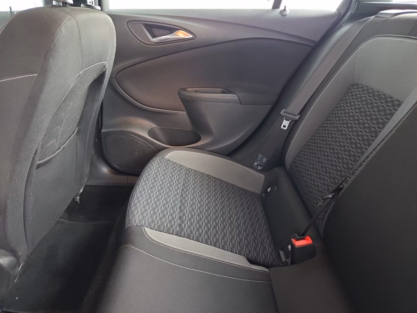 Opel Astra фото 13