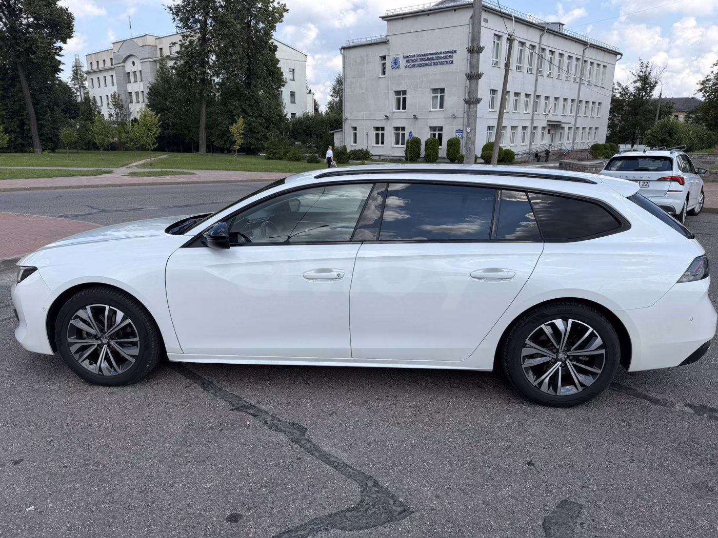 Peugeot 508 фото 7