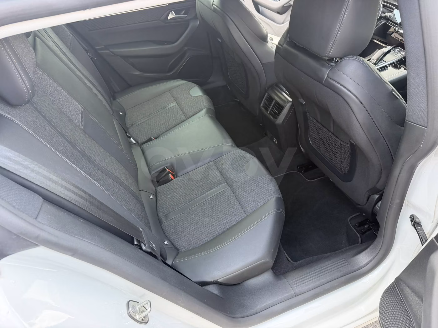 Peugeot 508 фото 17