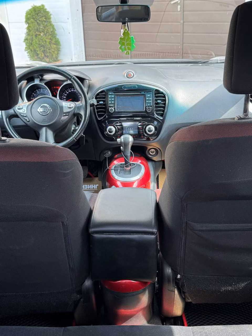 Nissan Juke фото 15