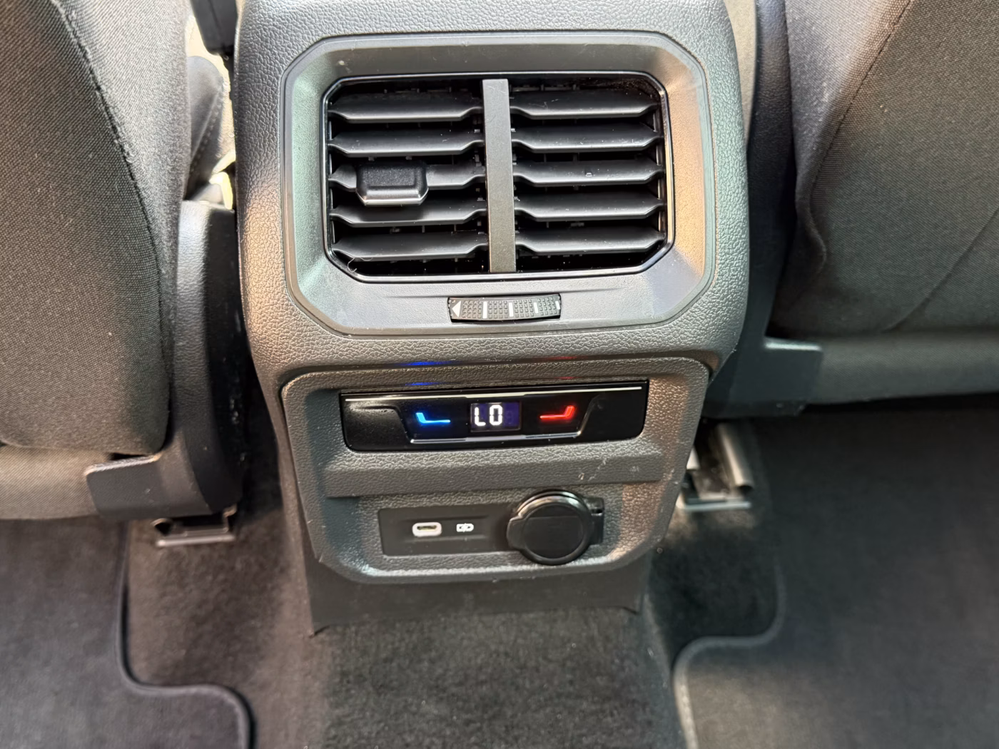 Volkswagen Tiguan фото 13