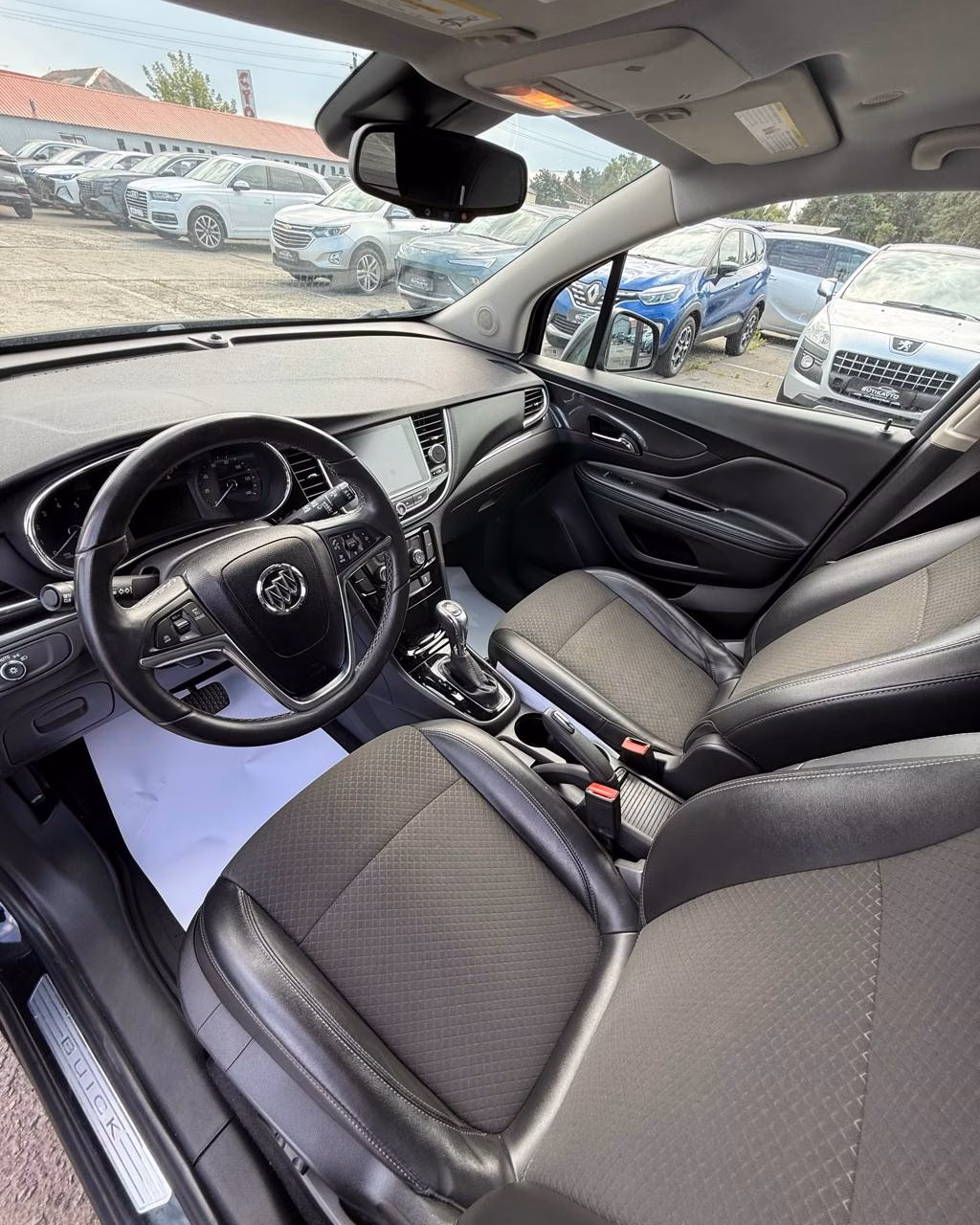 Buick Encore фото 10