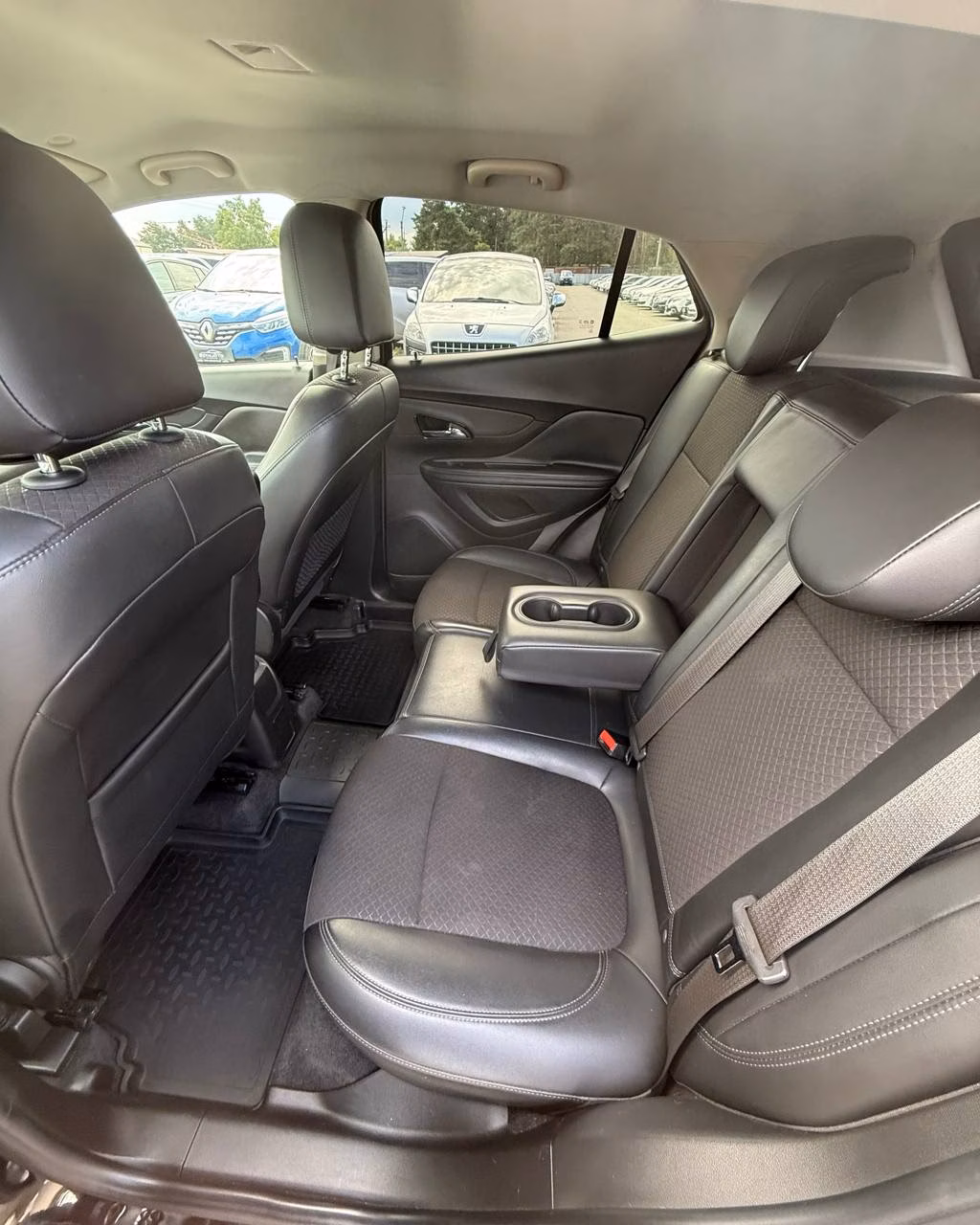 Buick Encore фото 12