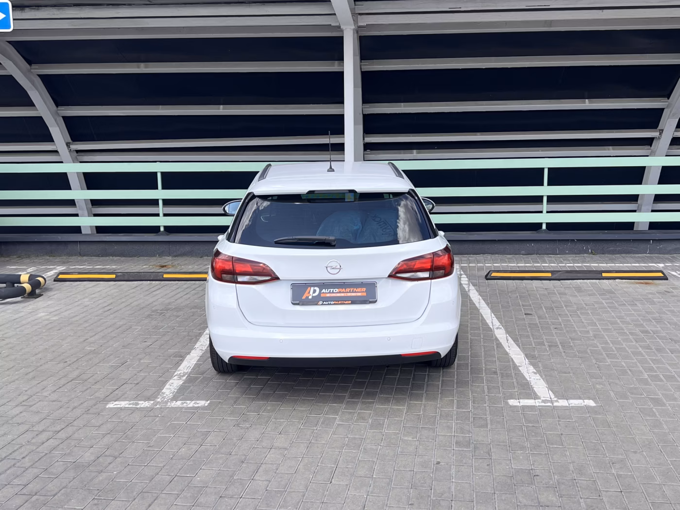 Opel Astra фото 5