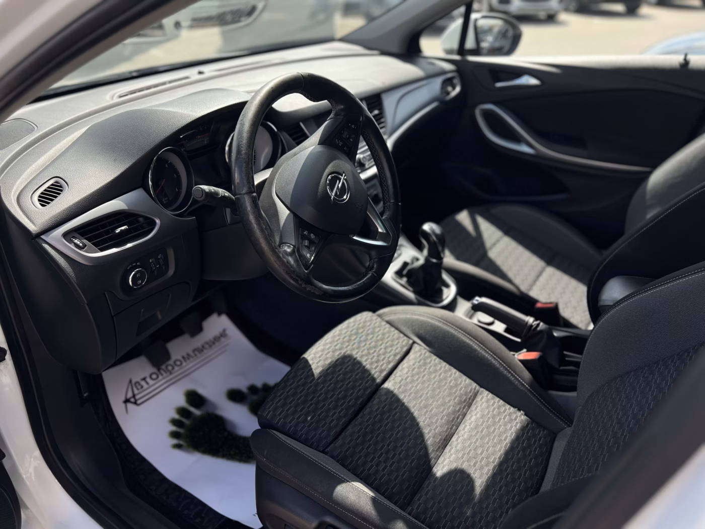 Opel Astra фото 7