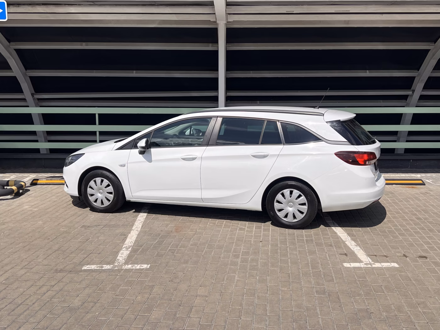Opel Astra фото 6
