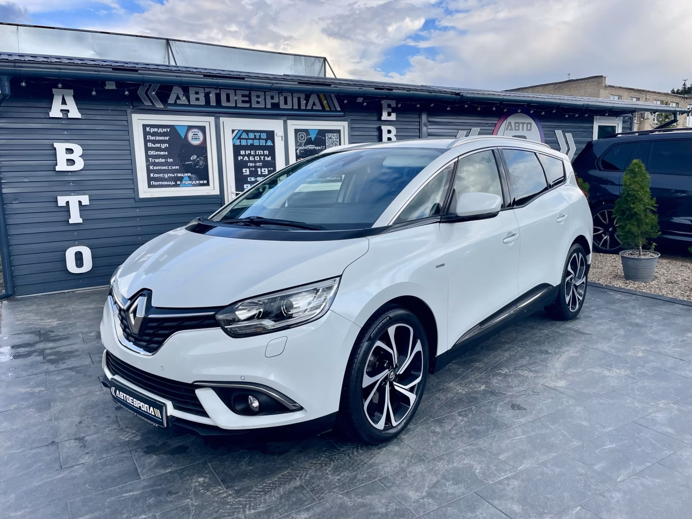 Renault Grand Scenic фото 2