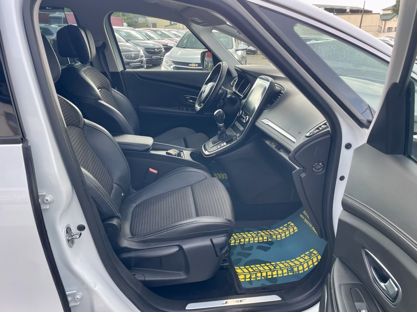 Renault Grand Scenic фото 22