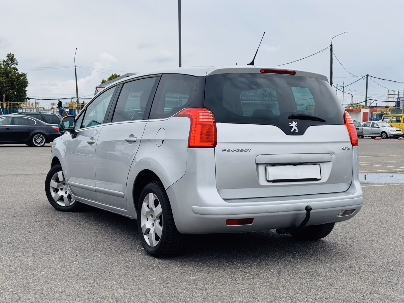 Peugeot 5008 фото 4