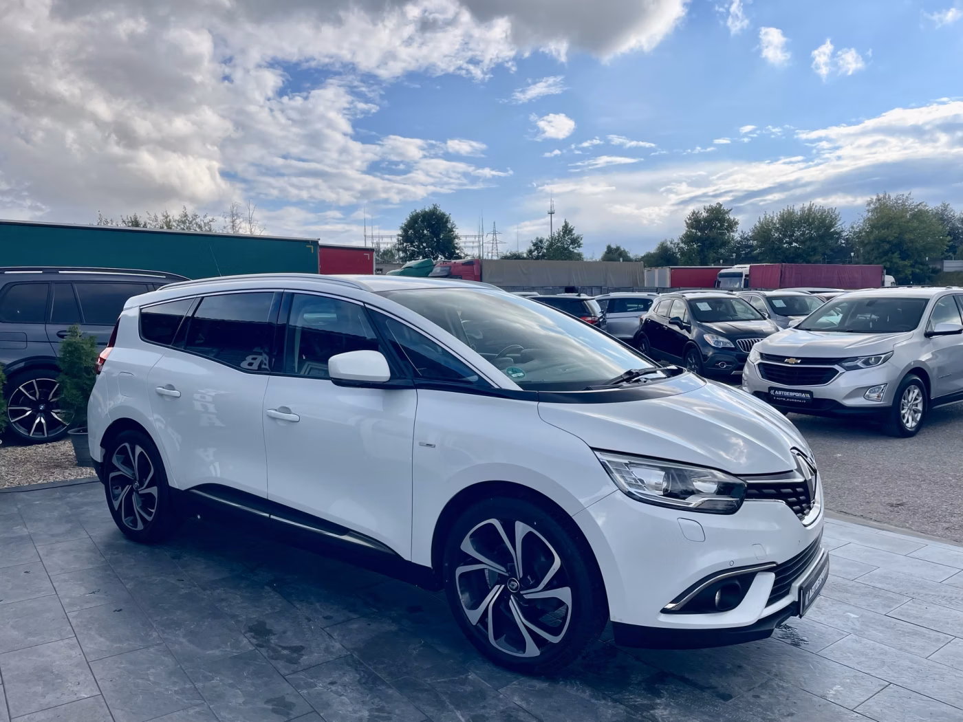Renault Grand Scenic фото 4