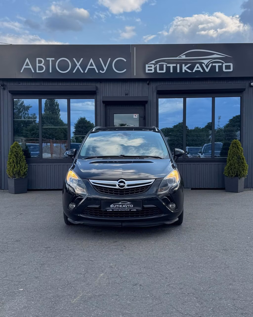 Opel Zafira фото 2