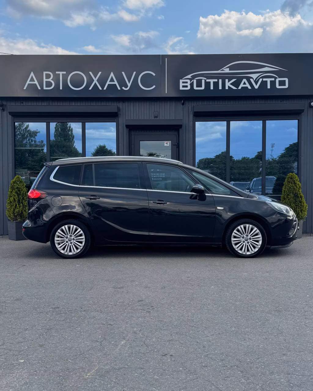 Opel Zafira фото 8
