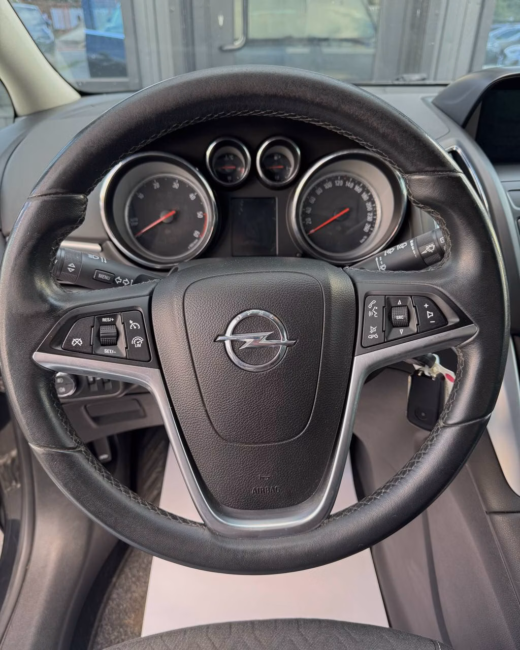 Opel Zafira фото 13